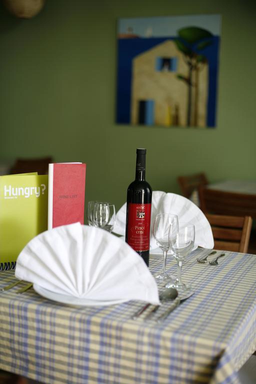 Hotel Maestral Prvić Luka Buitenkant foto