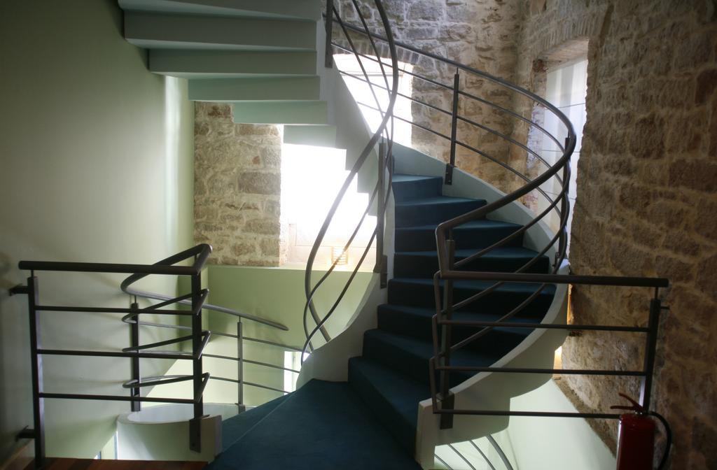 Hotel Maestral Prvić Luka Buitenkant foto
